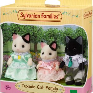 TUXEDO CAT FAMILY